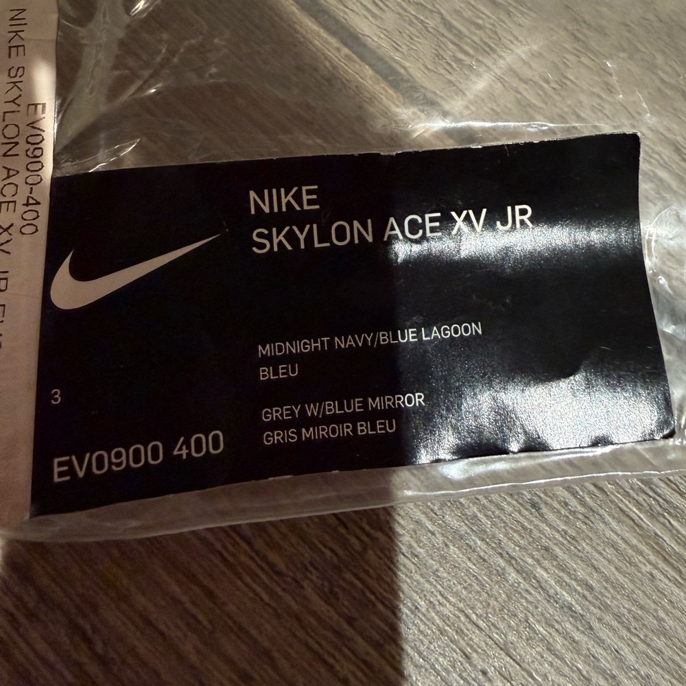 Nike youth Junior Blue Sport Sunglasses NWT - Picture 2 of 5